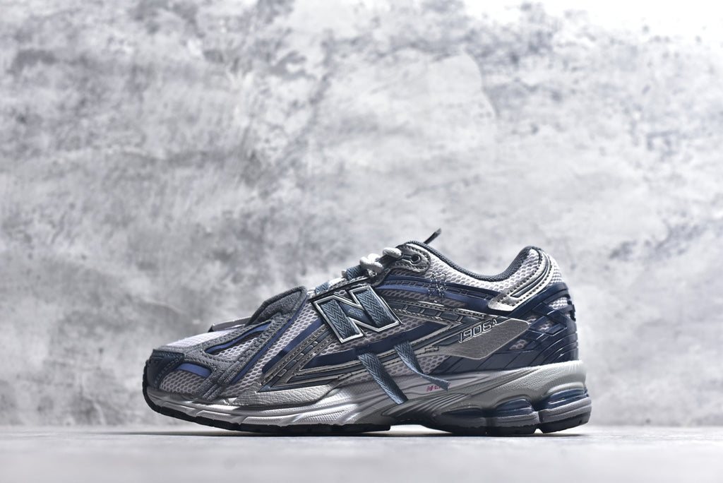 New Balance 1906 Retro Lifestyle Sneaker | U19064F6