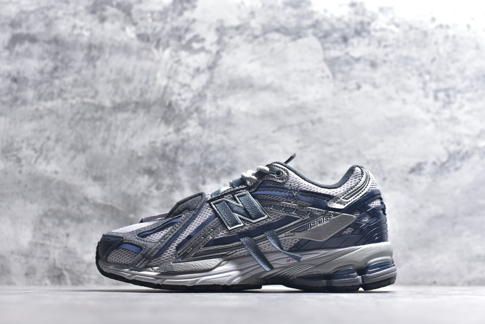 New Balance 1906 Retro Lifestyle Sneaker | U19064F6