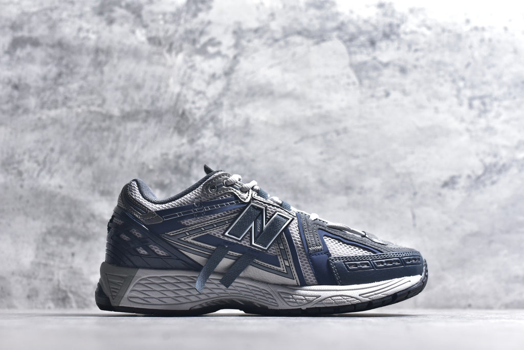 New Balance 1906 Retro Lifestyle Sneaker | U19064F6