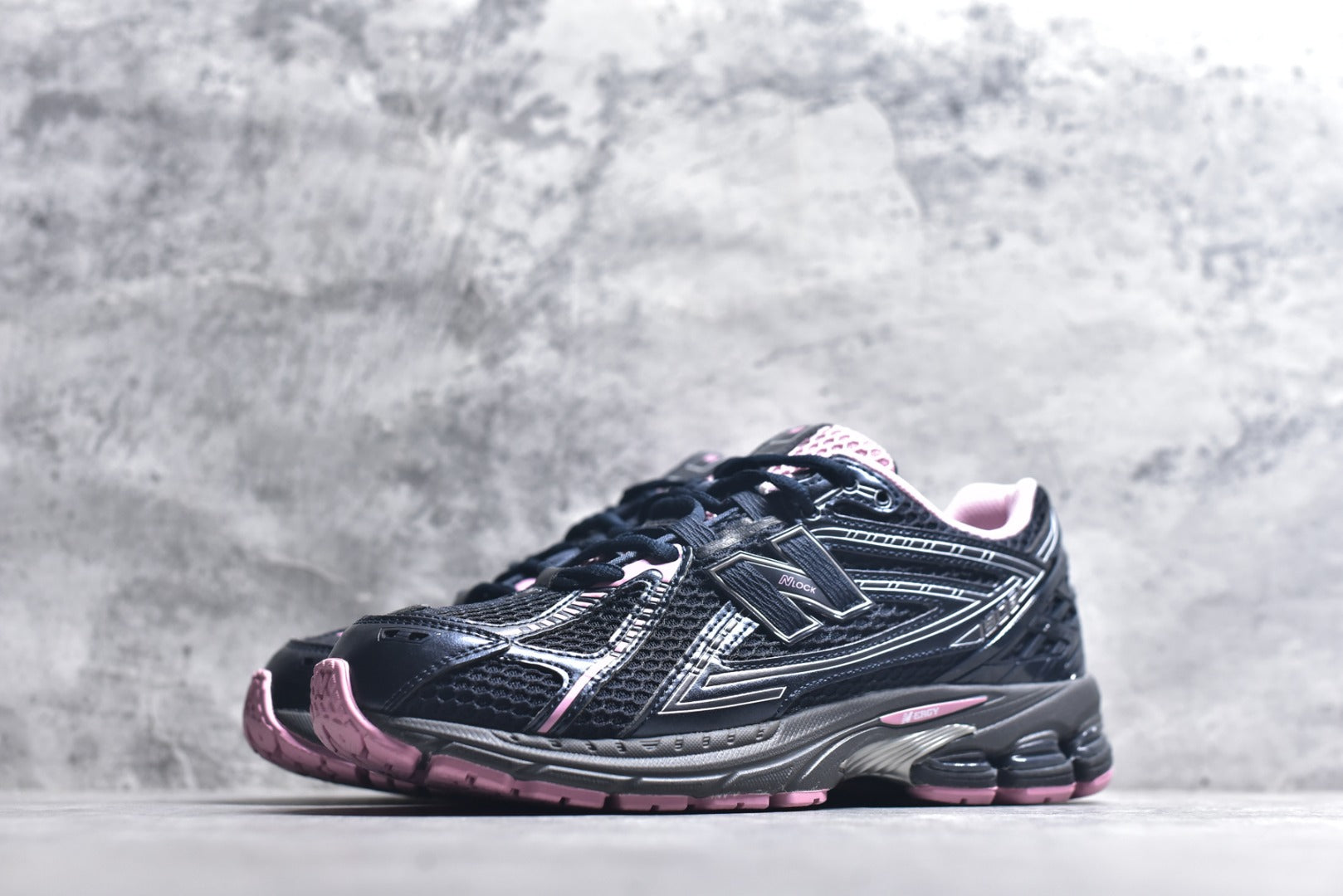 New Balance 1906 Retro Lifestyle Sneaker | U1906RCU