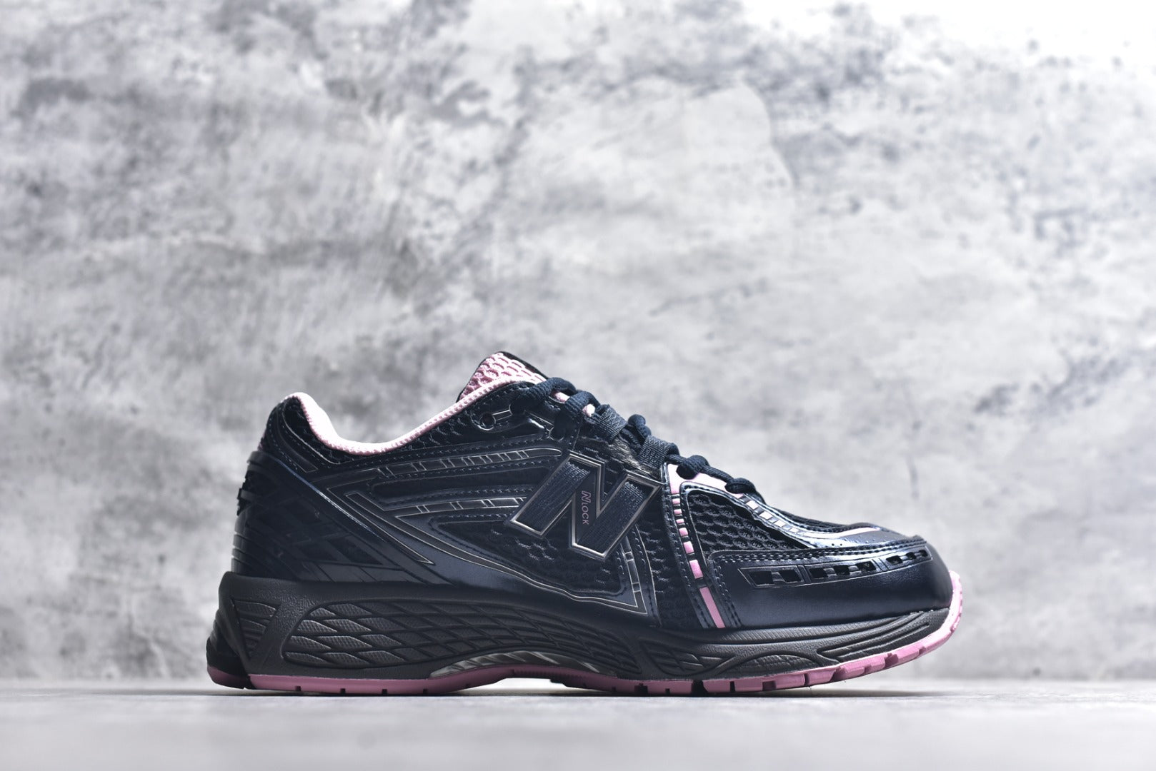New Balance 1906 Retro Lifestyle Sneaker | U1906RCU