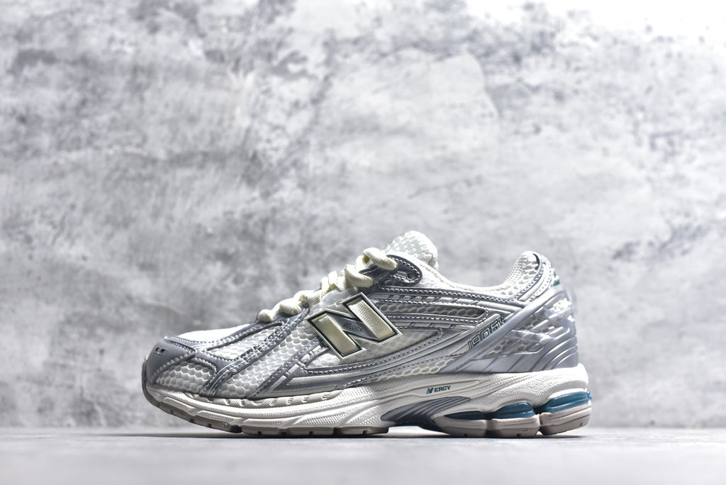 New Balance 1906 Retro Lifestyle Sneaker | M1906REE