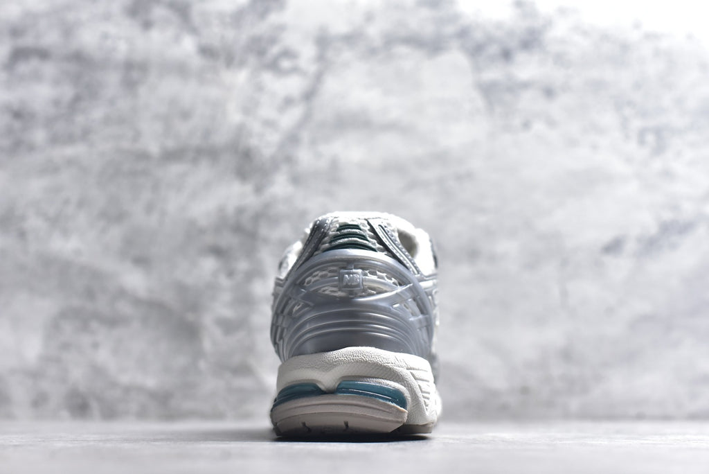 New Balance 1906 Retro Lifestyle Sneaker | M1906REE