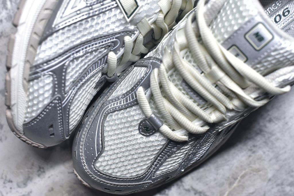 New Balance 1906 Retro Lifestyle Sneaker | M1906REE