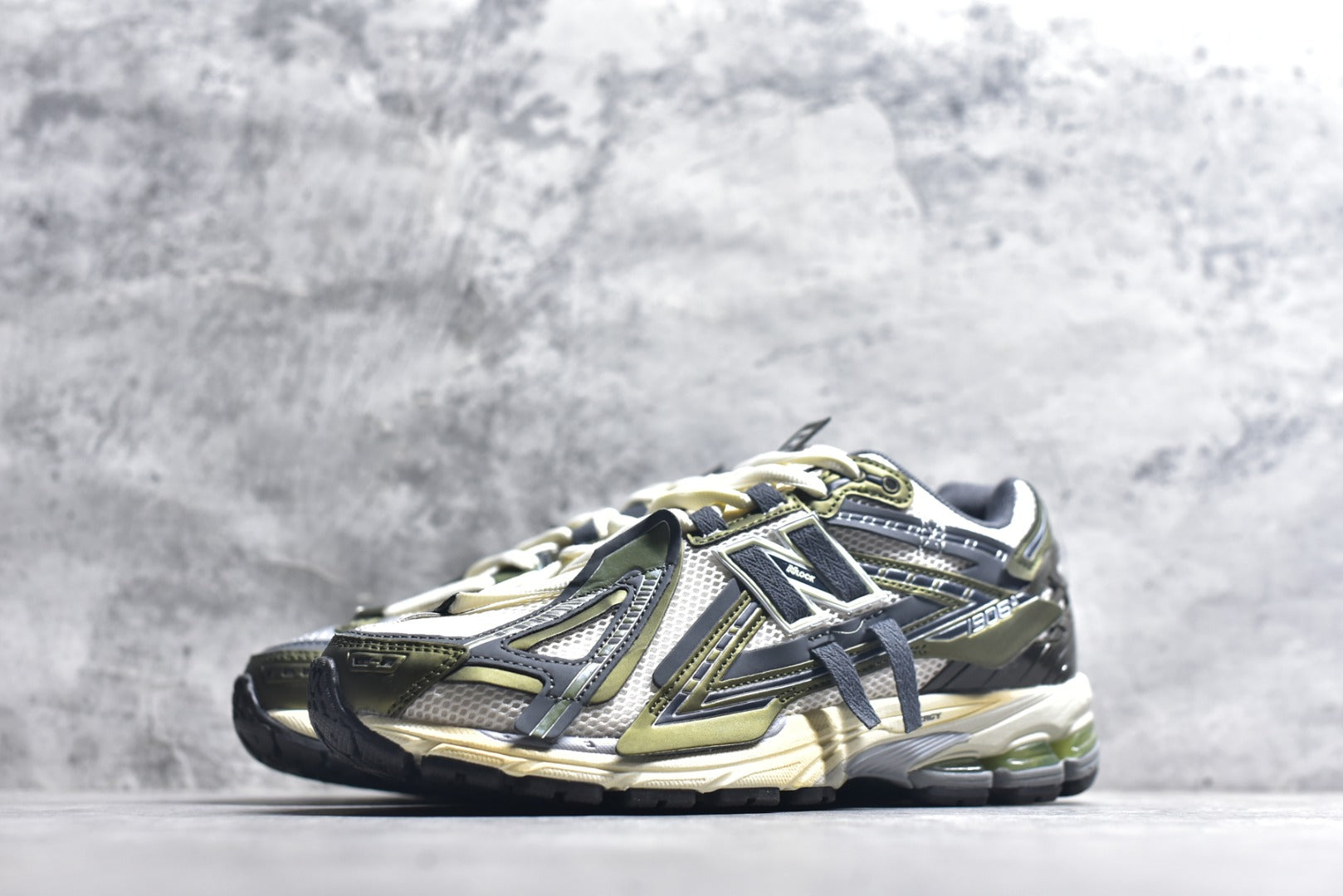 New Balance 1906 Retro Lifestyle Sneaker | U1906ANC
