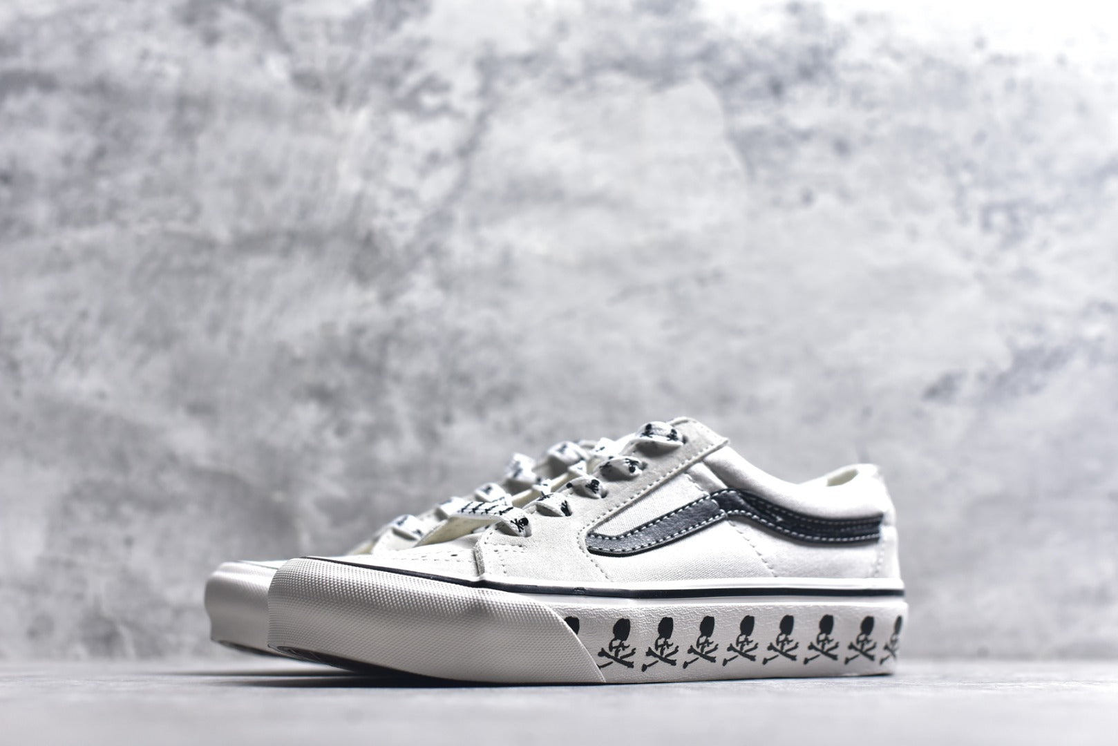 Vans Sk8-Low 'Skull' Limited Edition Low-Top Skate Sneaker | VN000CZU50K