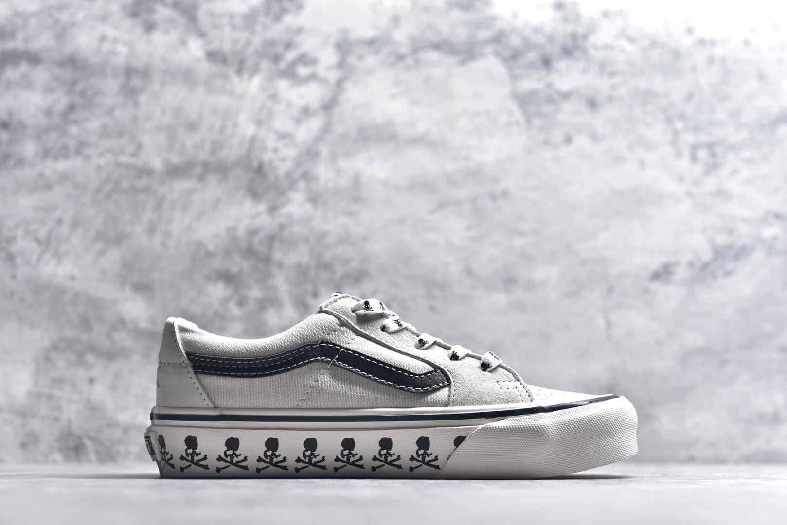 Vans Sk8-Low 'Skull' Limited Edition Low-Top Skate Sneaker | VN000CZU50K