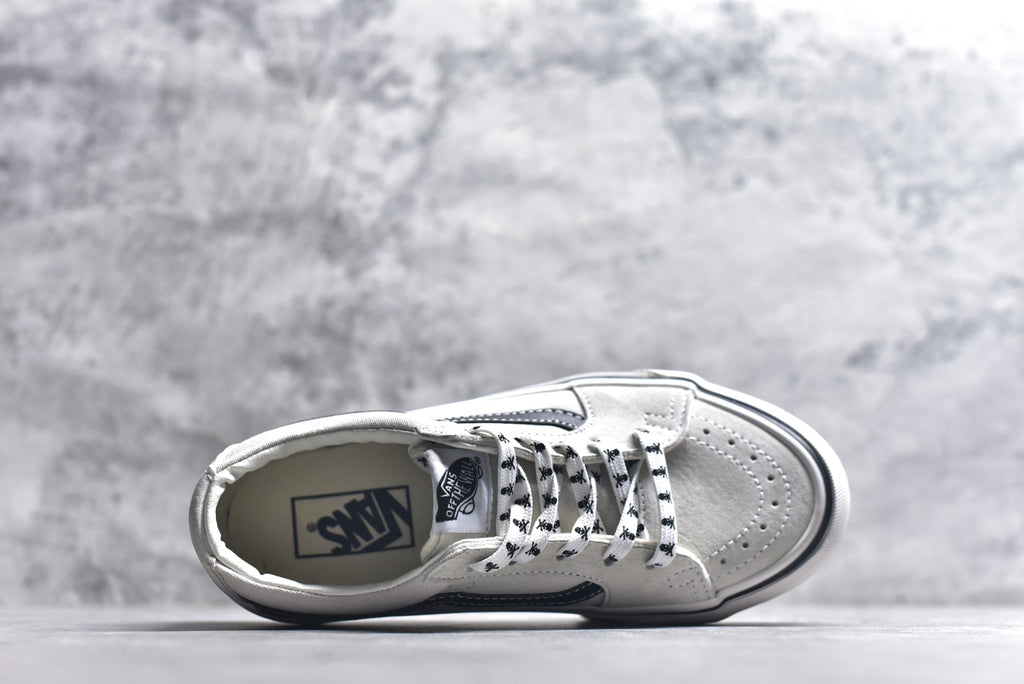 Vans Sk8-Low 'Skull' Limited Edition Low-Top Skate Sneaker | VN000CZU50K