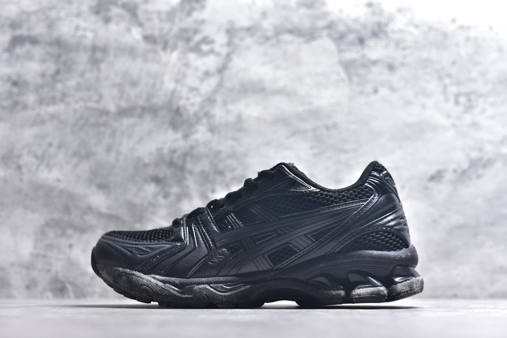 ASICS GEL-KAYANO 14 Retro Running Lifestyle Sneaker | 1201A019-001