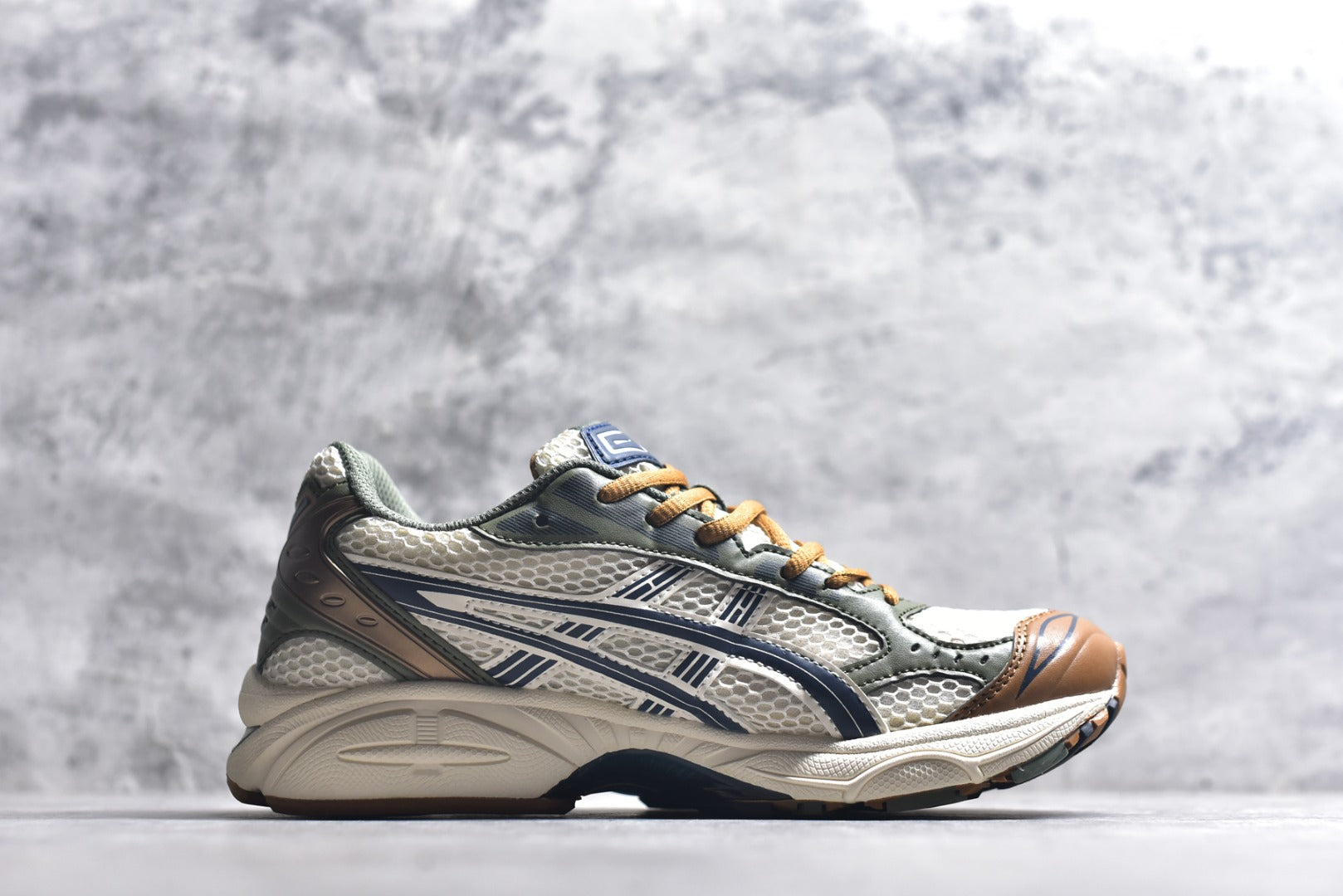 ASICS GEL-KAYANO 14 Retro Running Lifestyle Sneaker | 1201A019-250