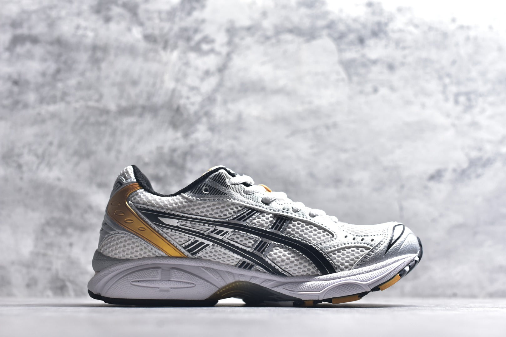 ASICS GEL-KAYANO 14 Retro Running Lifestyle Sneaker | 1201A019-102