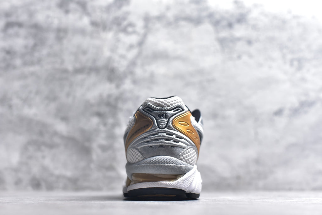 ASICS GEL-KAYANO 14 Retro Running Lifestyle Sneaker | 1201A019-102