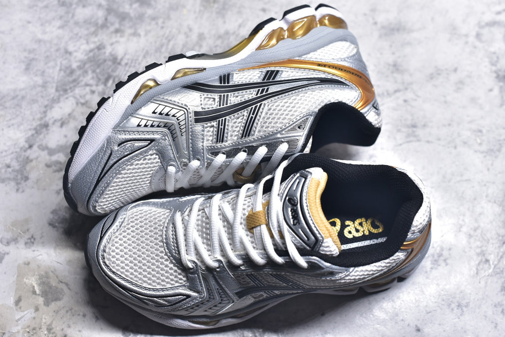 ASICS GEL-KAYANO 14 Retro Running Lifestyle Sneaker | 1201A019-102
