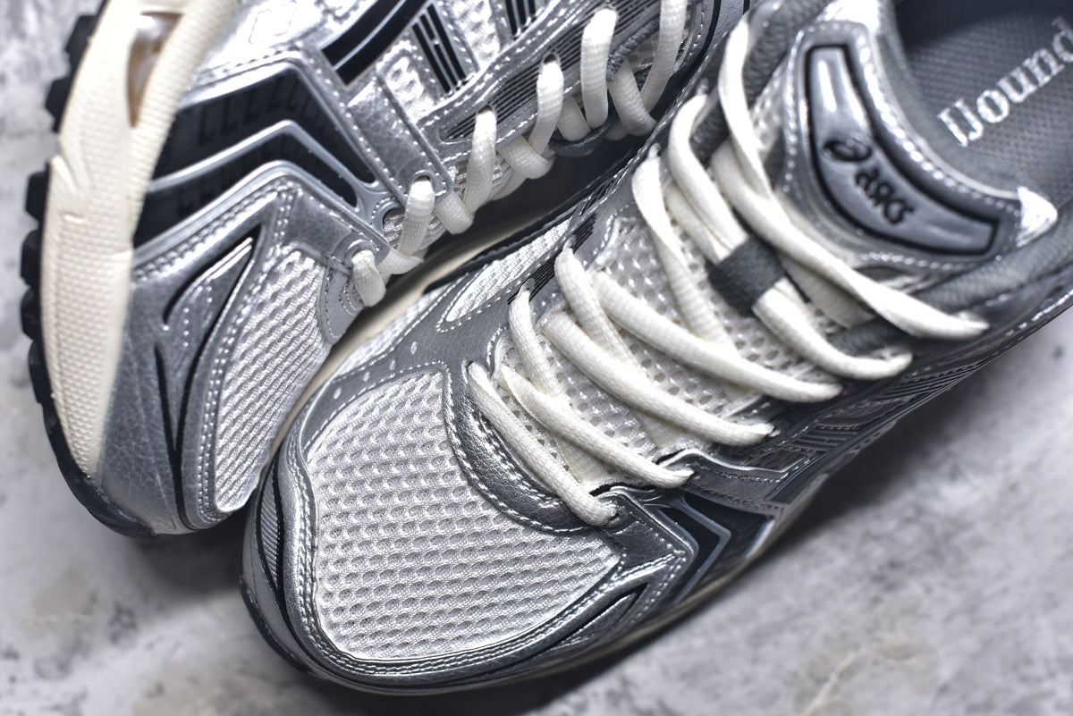 ASICS GEL-KAYANO 14 Retro Running Lifestyle Sneaker | 1201A457-101