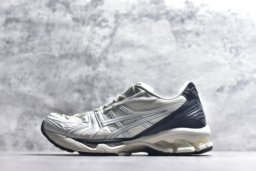 ASICS GEL-KAYANO 14 Retro Running Lifestyle Sneaker | 1201A922-100