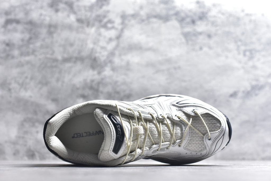 ASICS GEL-KAYANO 14 Retro Running Lifestyle Sneaker | 1201A922-100