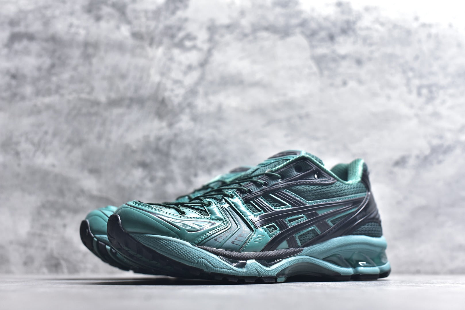 ASICS GEL-KAYANO 14 Retro Running Lifestyle Sneaker | 1201A922-300
