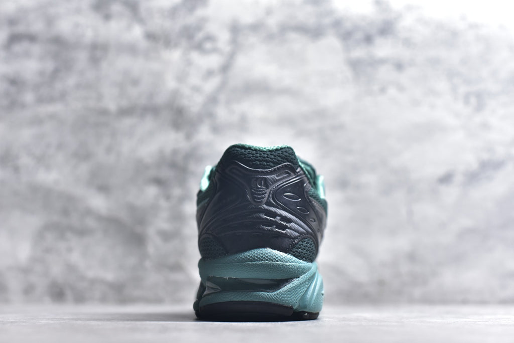 ASICS GEL-KAYANO 14 Retro Running Lifestyle Sneaker | 1201A922-300