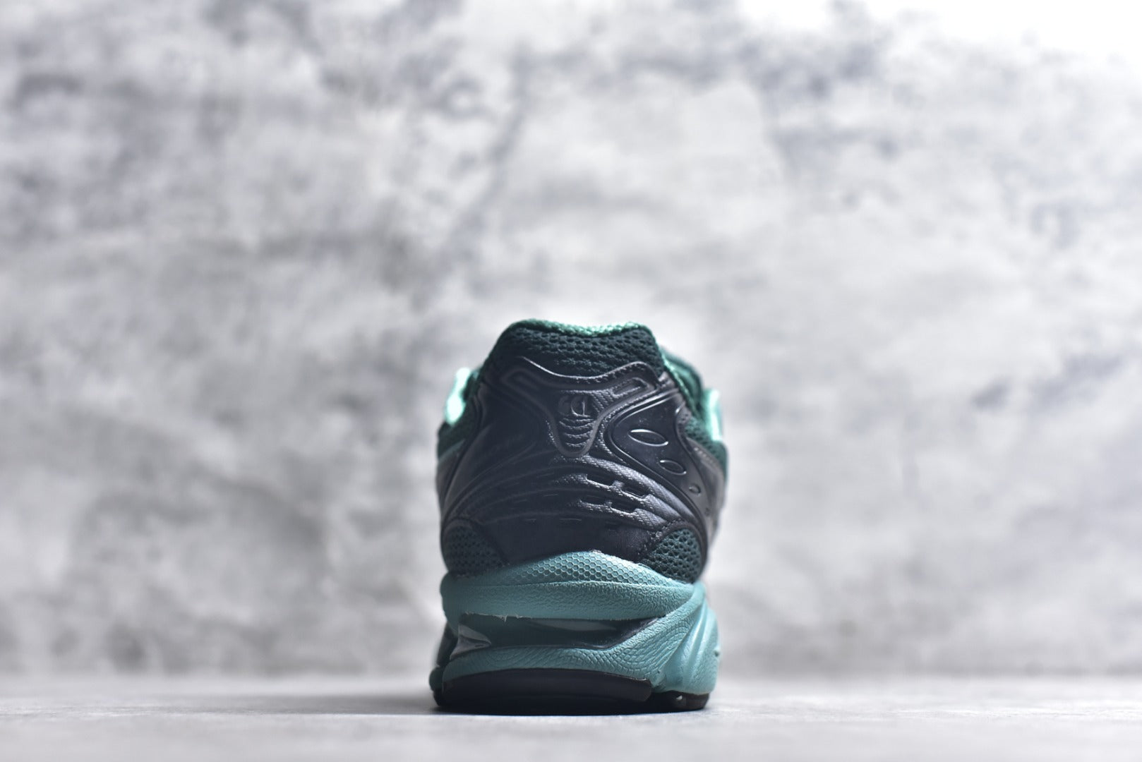 ASICS GEL-KAYANO 14 Retro Running Lifestyle Sneaker | 1201A922-300