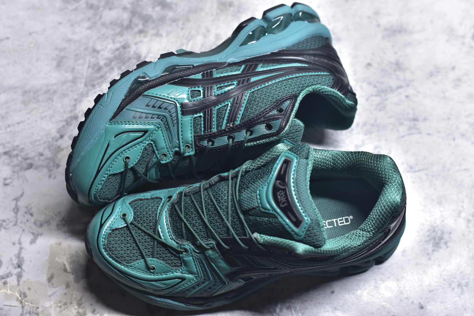 ASICS GEL-KAYANO 14 Retro Running Lifestyle Sneaker | 1201A922-300
