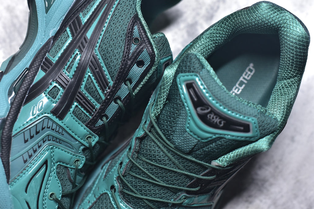 ASICS GEL-KAYANO 14 Retro Running Lifestyle Sneaker | 1201A922-300