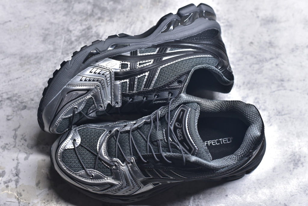 ASICS GEL-KAYANO 14 Retro Running Lifestyle Sneaker | 1201A922-020