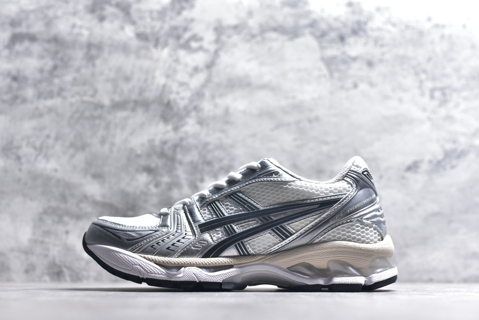 ASICS GEL-KAYANO 14 Retro Running Lifestyle Sneaker | 1203A537-110