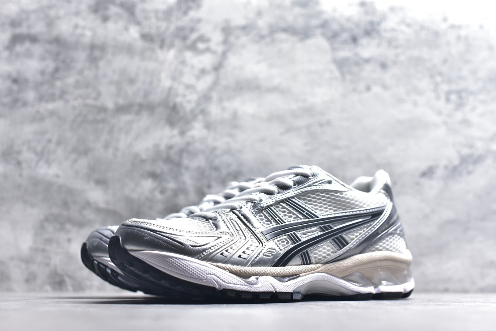 ASICS GEL-KAYANO 14 Retro Running Lifestyle Sneaker | 1203A537-110