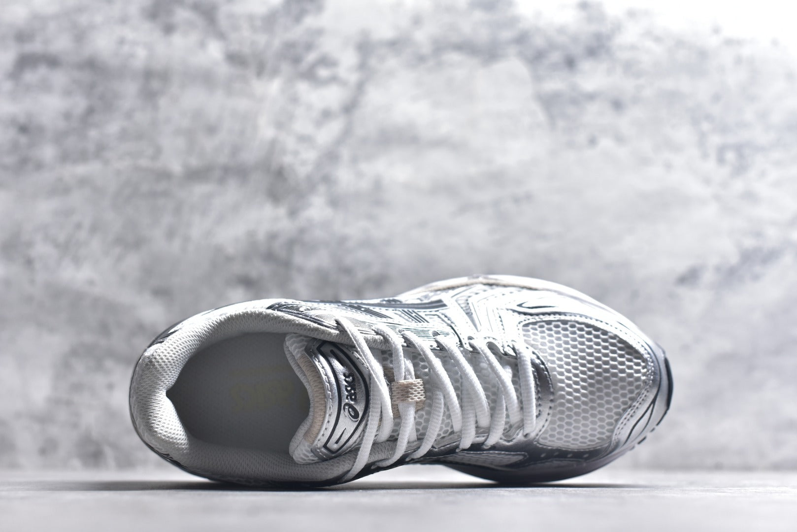 ASICS GEL-KAYANO 14 Retro Running Lifestyle Sneaker | 1203A537-110