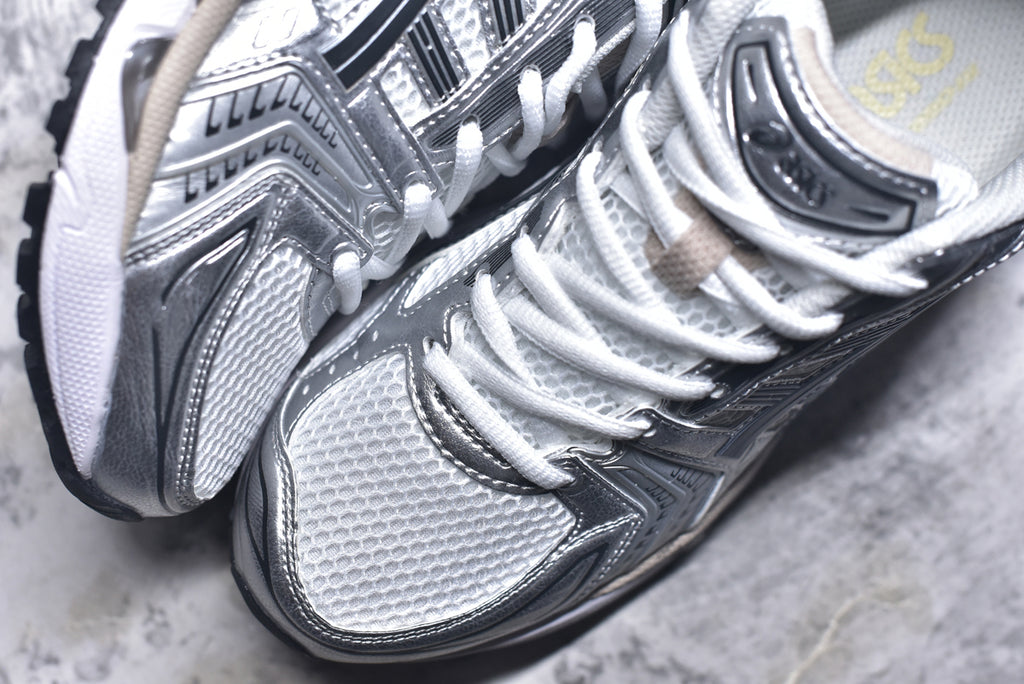 ASICS GEL-KAYANO 14 Retro Running Lifestyle Sneaker | 1203A537-110