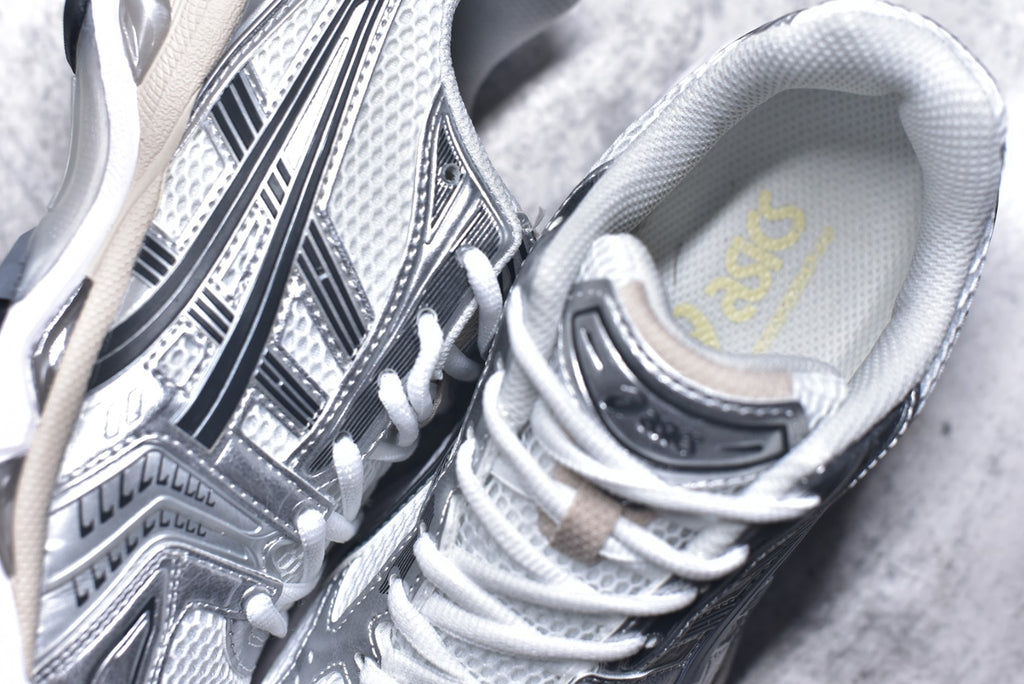 ASICS GEL-KAYANO 14 Retro Running Lifestyle Sneaker | 1203A537-110