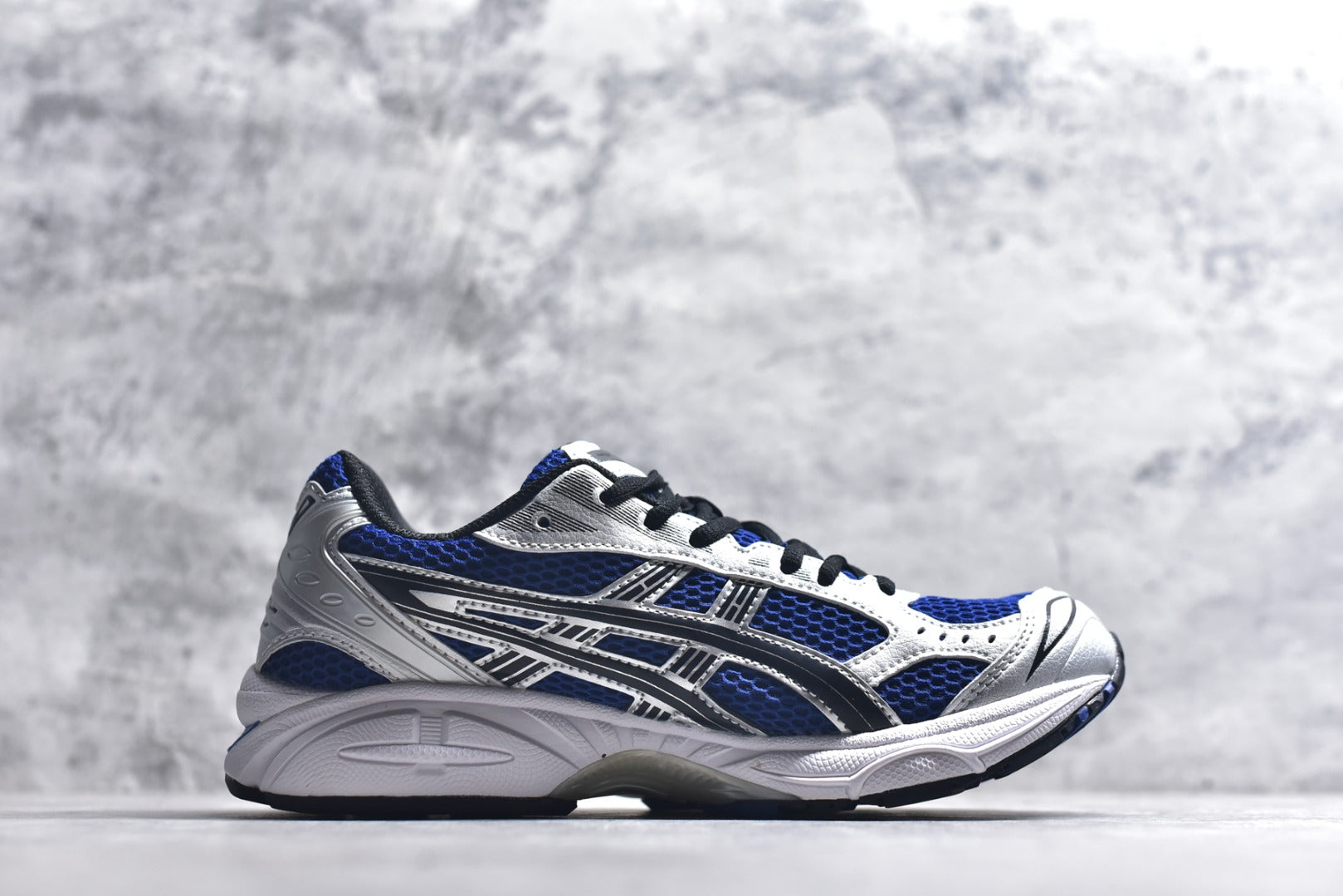 ASICS GEL-KAYANO 14 Retro Running Lifestyle Sneaker | 1201A019-401