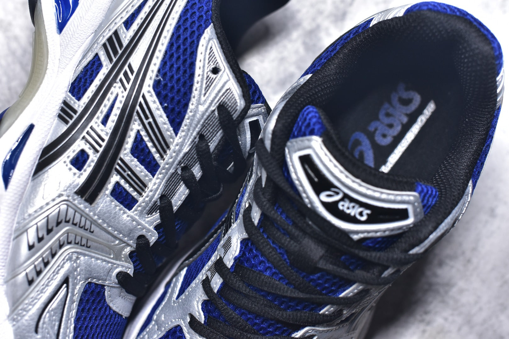 ASICS GEL-KAYANO 14 Retro Running Lifestyle Sneaker | 1201A019-401