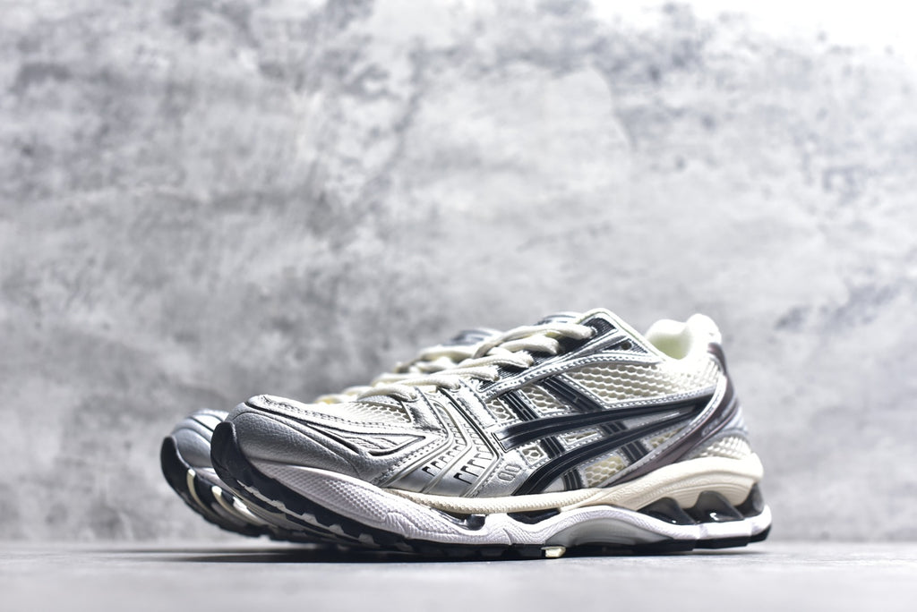 ASICS GEL-KAYANO 14 Retro Running Lifestyle Sneaker | 1201A019-108