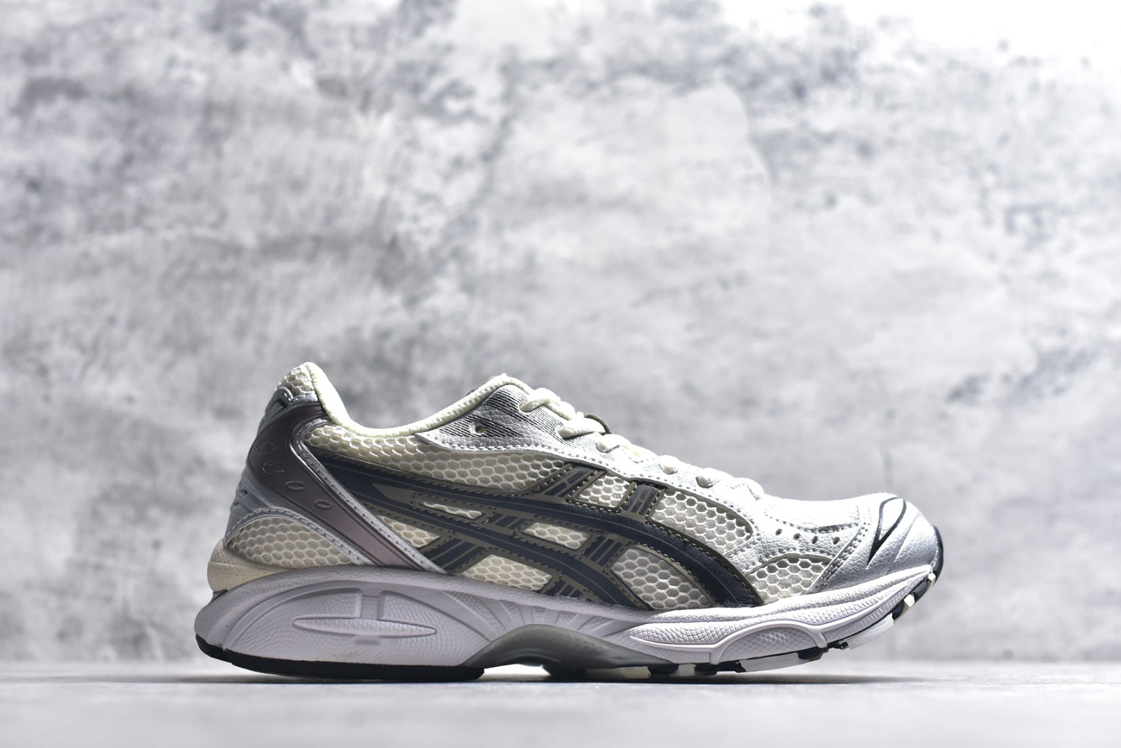 ASICS GEL-KAYANO 14 Retro Running Lifestyle Sneaker | 1201A019-108