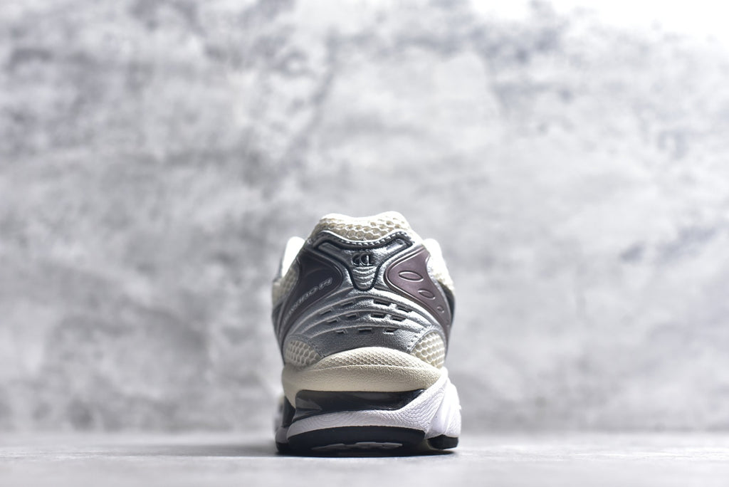 ASICS GEL-KAYANO 14 Retro Running Lifestyle Sneaker | 1201A019-108