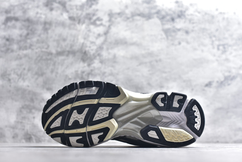 ASICS GEL-KAYANO 14 Retro Running Lifestyle Sneaker | 1201A019-108