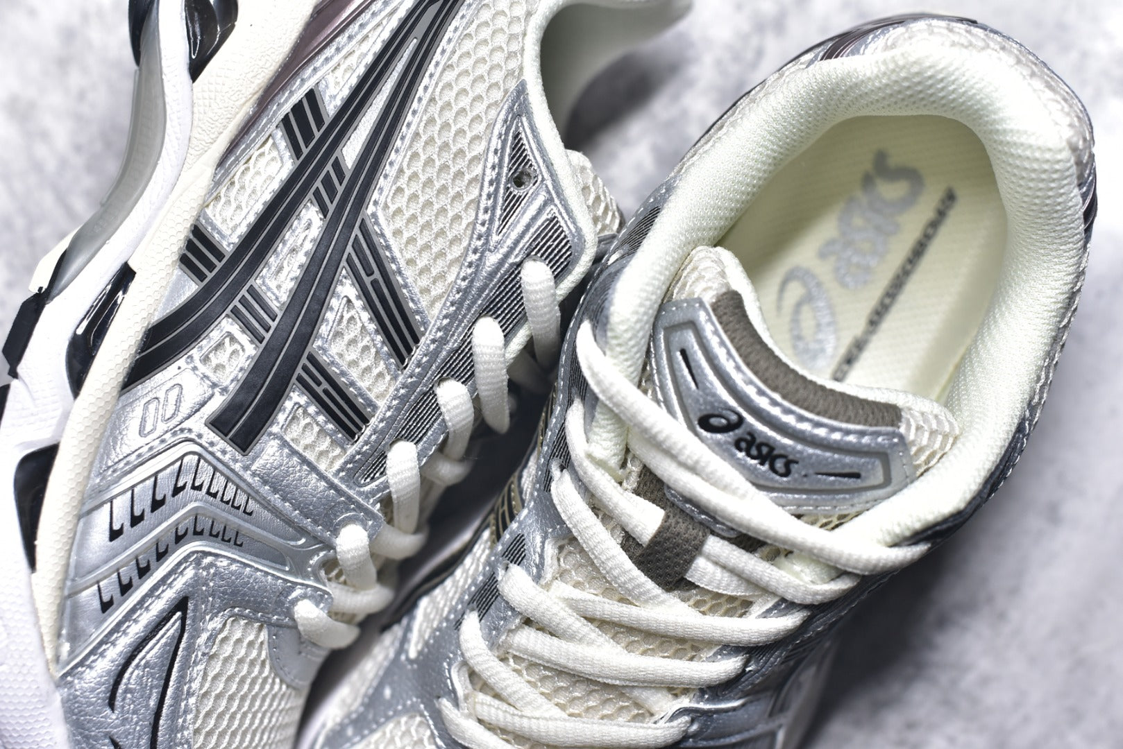 ASICS GEL-KAYANO 14 Retro Running Lifestyle Sneaker | 1201A019-108