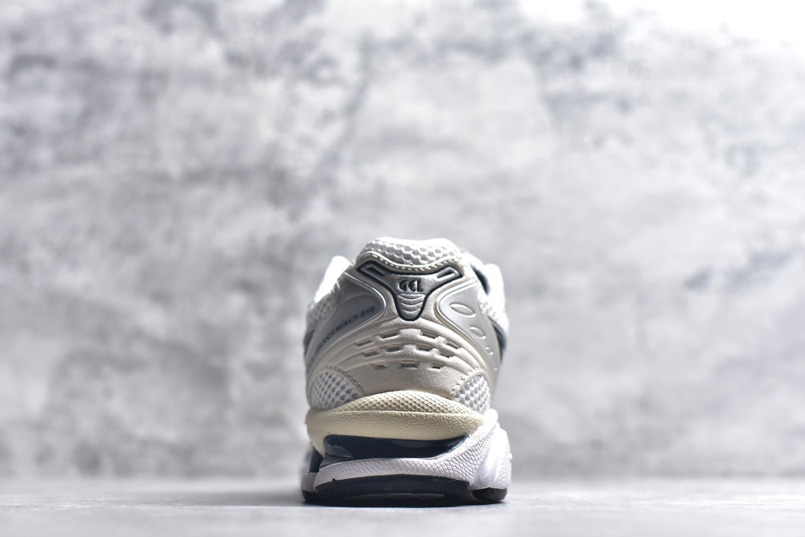 ASICS GEL-KAYANO 14 Retro Running Lifestyle Sneaker | 1202A056-109