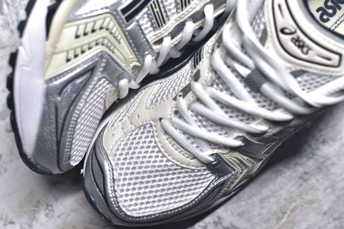 ASICS GEL-KAYANO 14 Retro Running Lifestyle Sneaker | 1202A056-109