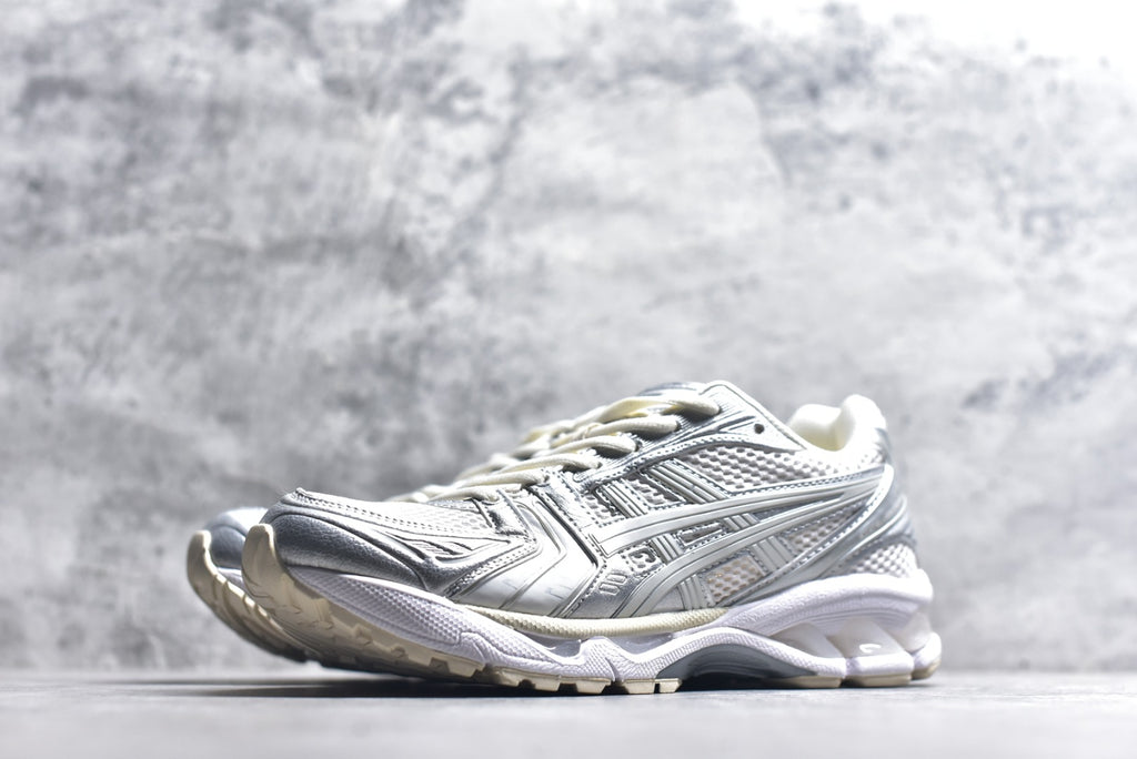 ASICS GEL-KAYANO 14 Retro Running Lifestyle Sneaker | 1201A457-100