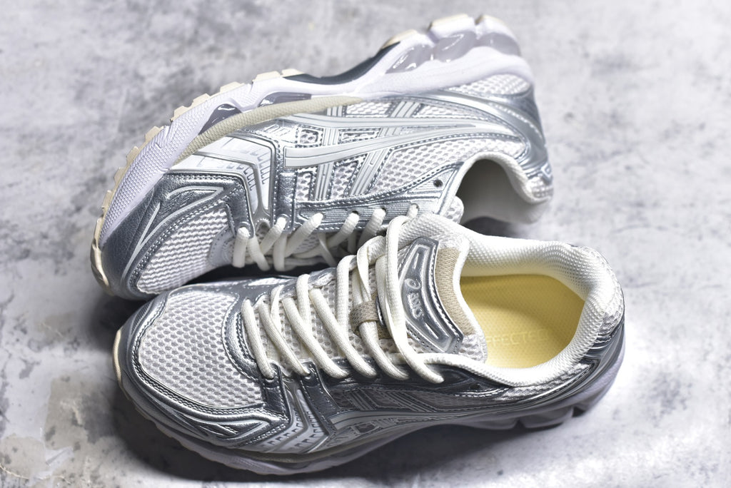 ASICS GEL-KAYANO 14 Retro Running Lifestyle Sneaker | 1201A457-100