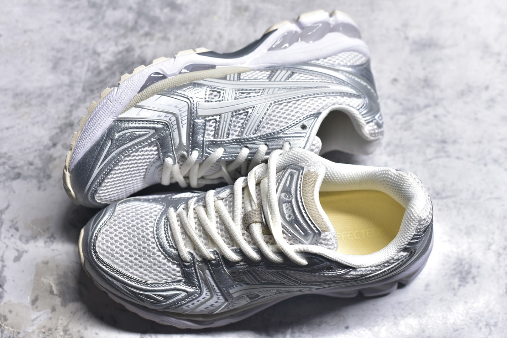 ASICS GEL-KAYANO 14 Retro Running Lifestyle Sneaker | 1201A457-100