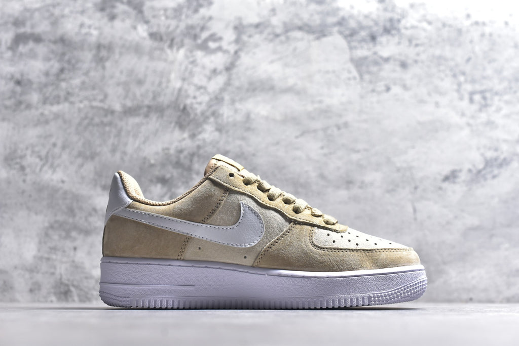 Nike Air Force 1 Low '07 Lifestyle Sneaker | IQ9964-200