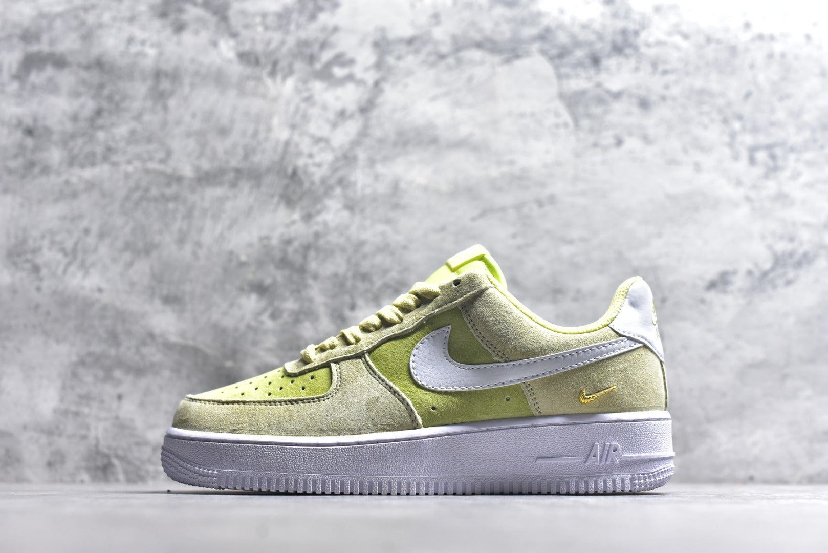 Nike Air Force 1 Low '07 – Olive/White (IQ9964-300)