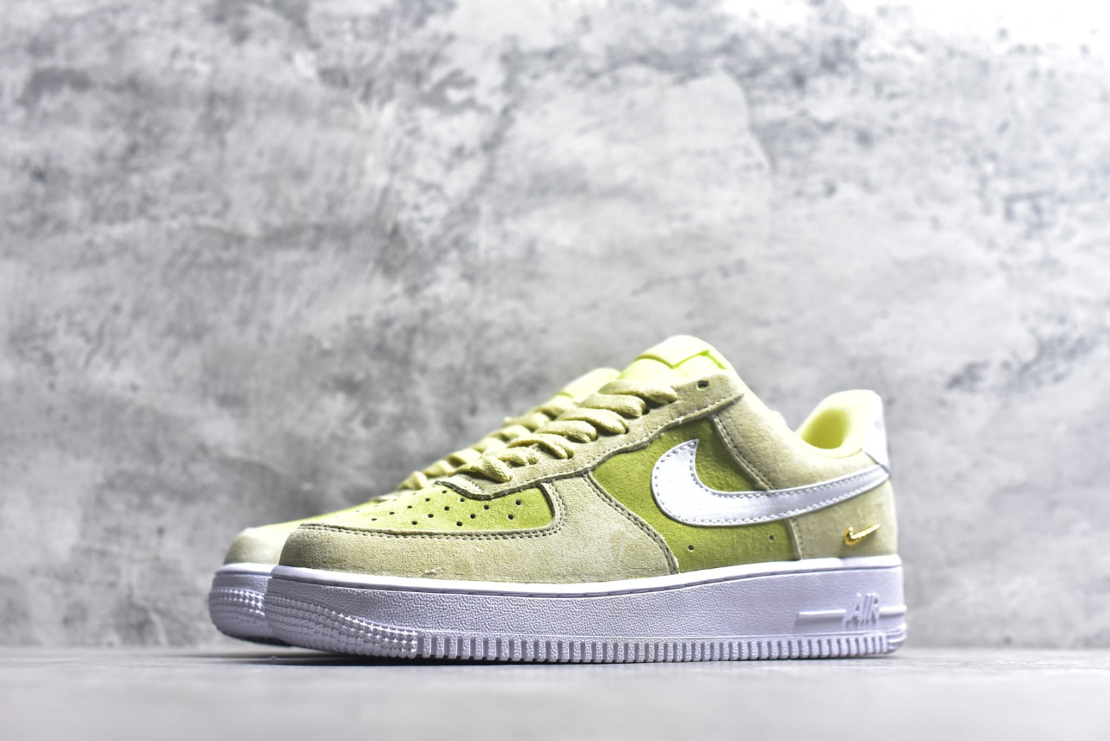 Nike Air Force 1 Low '07 – Olive/White (IQ9964-300)