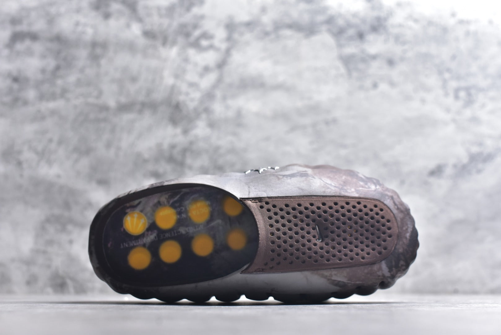 NK Mind 001 Massage Slide HY5028-500 | Collab Edition
