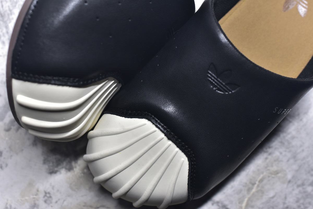 Adidas Originals Adimule Slide LC0411 | Unisex Closed-Toe Sandal