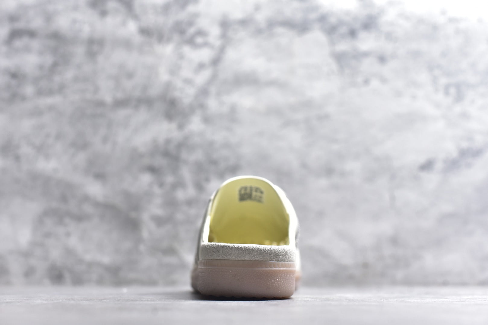 Adidas Originals Samba OG Mule KH7719 | Closed-Toe Slip-On