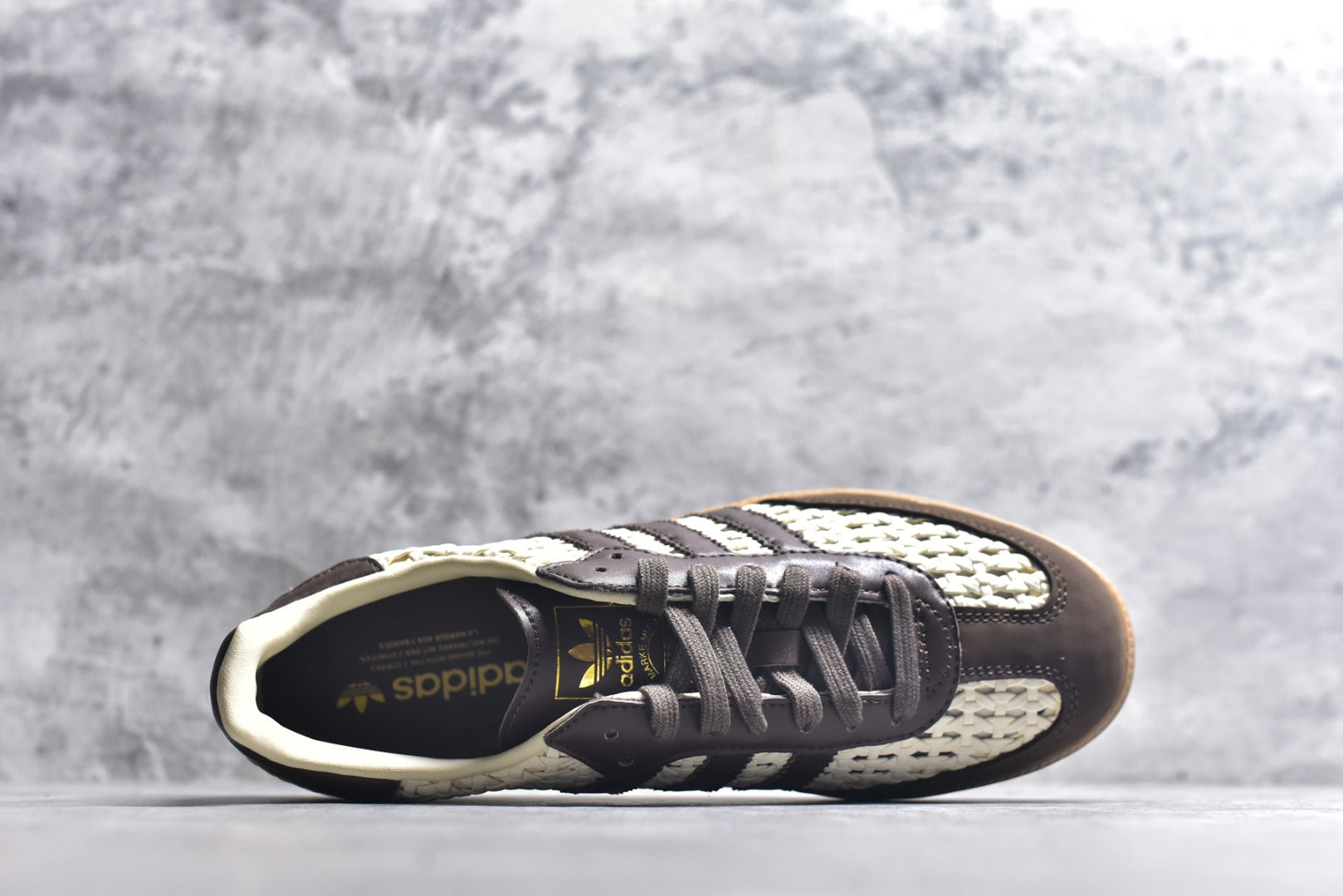 Adidas Originals Samba OG – Core Black/Cloud White/Gum (IH9373)